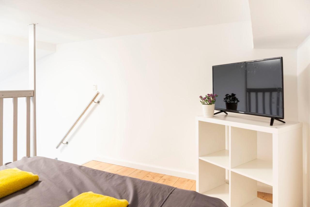 Spacious Loft Style In Willmersdorf Berlim